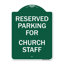 Enseigne Signmission Designer Series - Stationnement réservé au personnel de l'église | Enseigne architecturale noire et dorée en aluminium de gros calibre 18 po x 24 po | Protégez votre entreprise et votre commune | Fabriqué aux États-Unis
