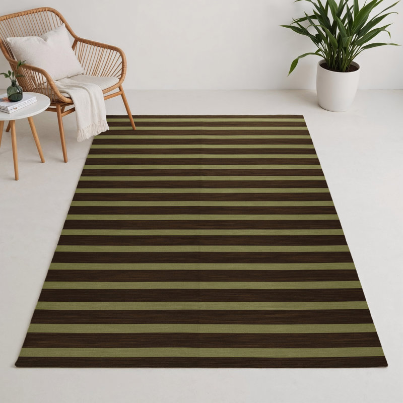 Tapis intérieur / extérieur brun HorizontalStripes, Rectangle 5 pi x 7 pi