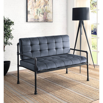 Capacité de poids: velours de 220 lb avec mousse à mémoire de forme en métal et revêtement gris