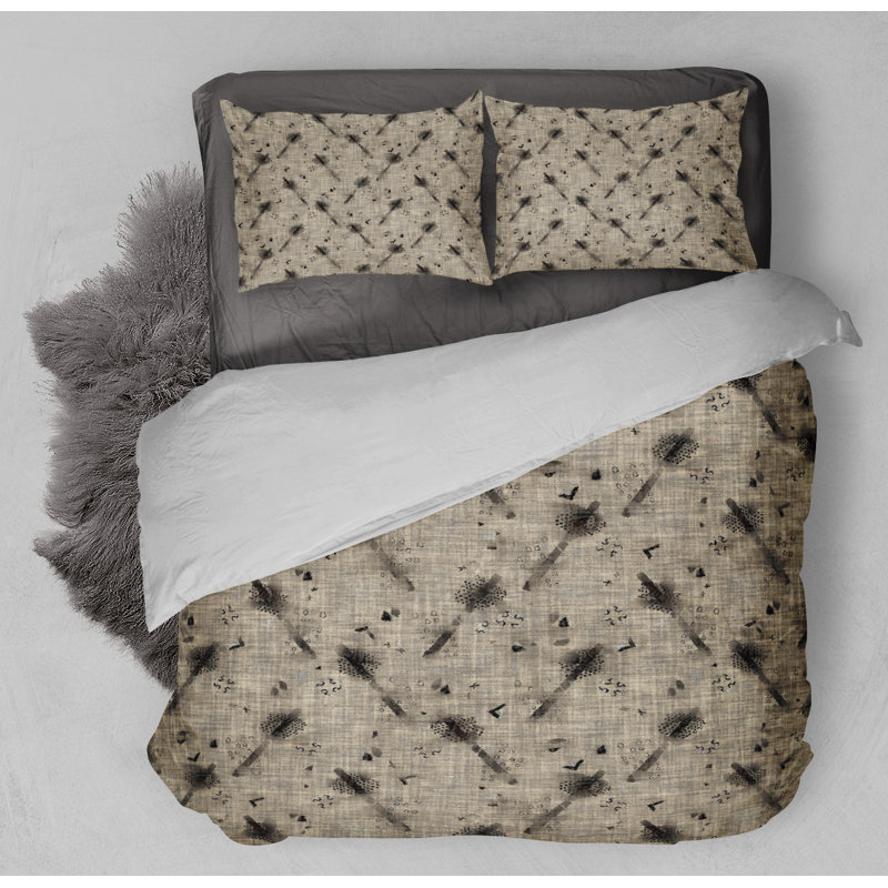 Polyester Channel Abstract Comforter, King Comforter + 2 King Pillowcases