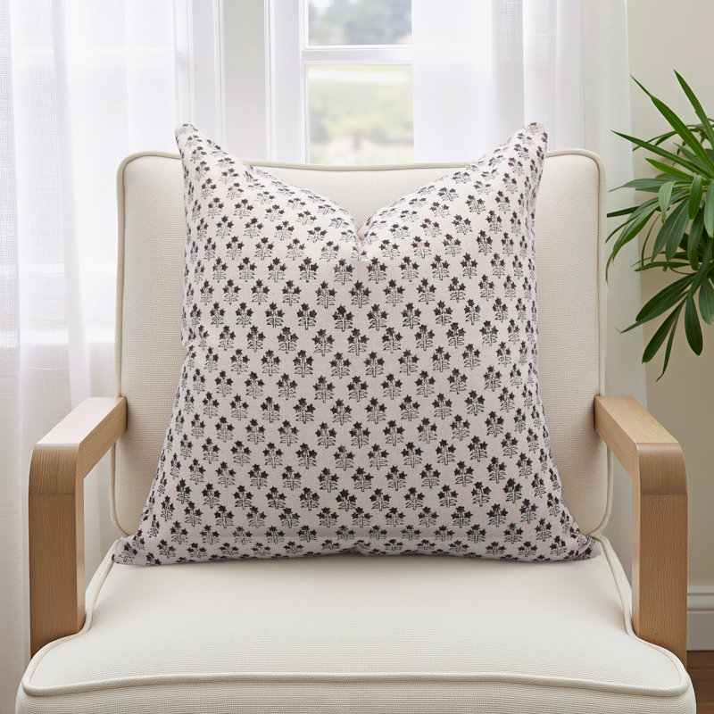 Levert 100% Cotton Square Indoor/Outdoor Pillow Cover, 24" x 24"