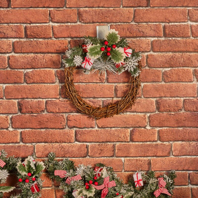 Faux Rattan 30cm Wreath