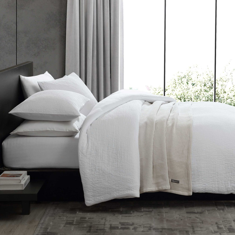 Vera Wang Puckered Texture Cotton White  Comforter Set, King Comforter + 2 King Shams