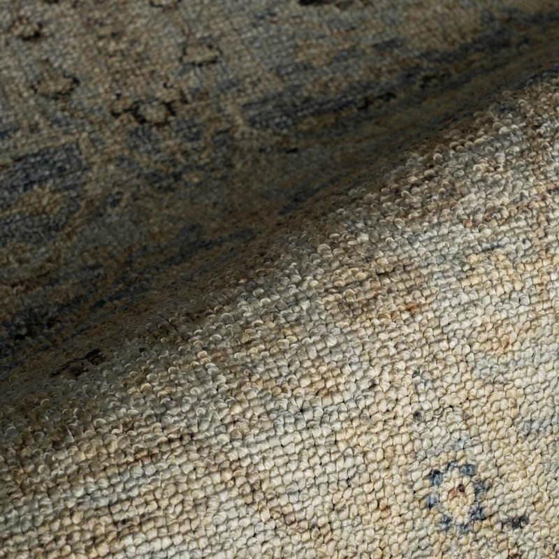  Thalindra Traditional Bordered Washable Area Rug, Runner 2'7" x 8'
