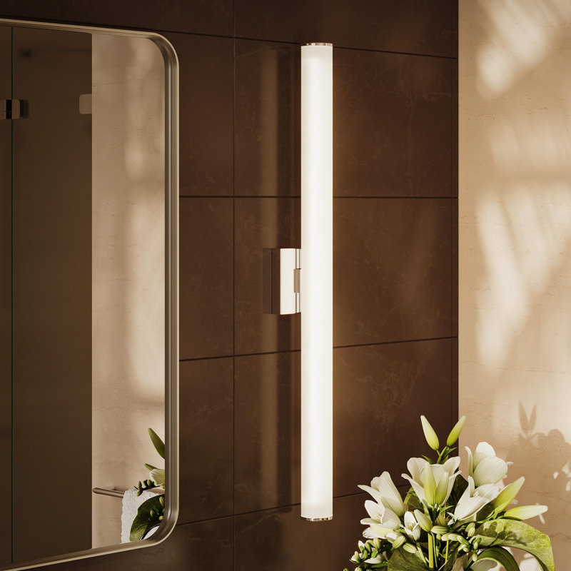 Luminaire de meuble-lavabo linéaire intégré en chrome poli à DEL 36 po Phase 6, Chrome poli, 36"