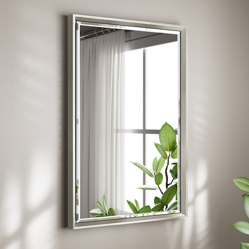 Miroir de salle de bain Lohoski, 24 po x 16 po, Nickel brossé