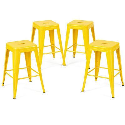 Tabourets de bar en métal jaune, sans dossier, hauteur du comptoir (lot de 4), 61 cm (24 pouces), pour bar et cuisine. Matériau facile à nettoyer, stable et jaunes. Idéal pour une utilisation commerciale dans les petits espaces, notamment les restaurants. Imperméables et résistants.