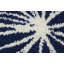 Tapis touffeté à motif floral indigo / ivoire Brackenmore