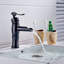 Robinet de salle de bain à un trou