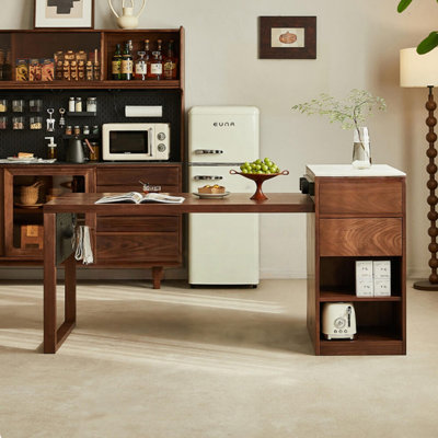 Simple and Classic Solid Wood Dining Table
