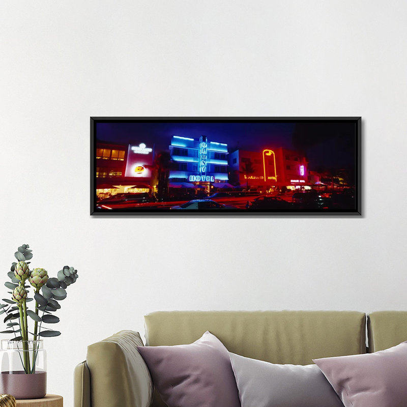 «Miami, Florida», reproduction de photo sur toile, H 20 po x l 60 po x P 1,5 po, Toile encadrée noire