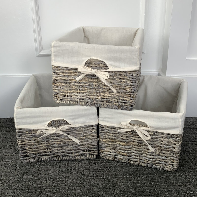 Rosecliff Heights Wicker Decorative Basket