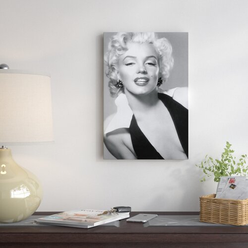 Bless international Classic Marilyn Monroe Pose II by Radio Days Print ...