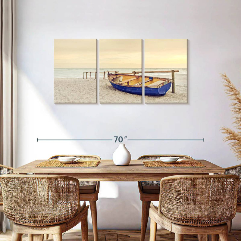 Bateau Mehar à la plage, H 27 po x l 56 po