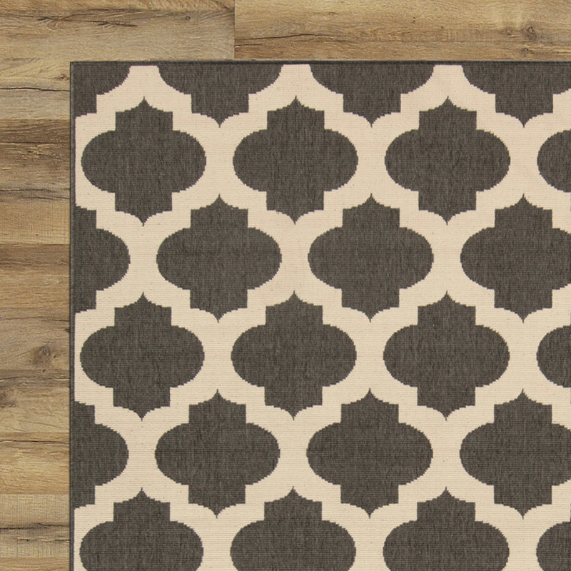 Julieza Geometric Indoor / Outdoor Rug, Rectangle 9' x 6'