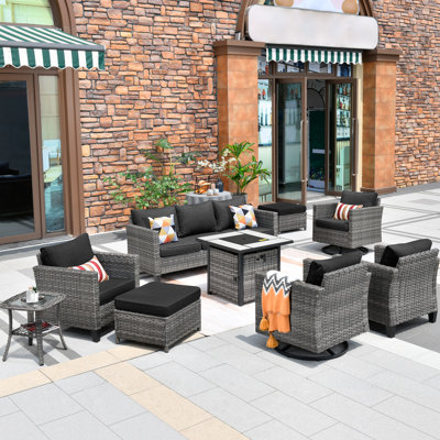 GRST Wicker/Rattan 7-Person Seating Group with Cushions
