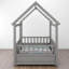 Lit simple en bois avec structure de toit de maison, garde-corps de clôture-2054350338-2054350339