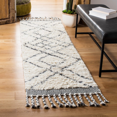 Powell Hand Woven Wool Southwestern Rug