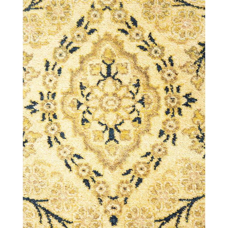 Classic One-of-a-Kind 6' 2" X 8' 10" Hand Knotted Area Rug