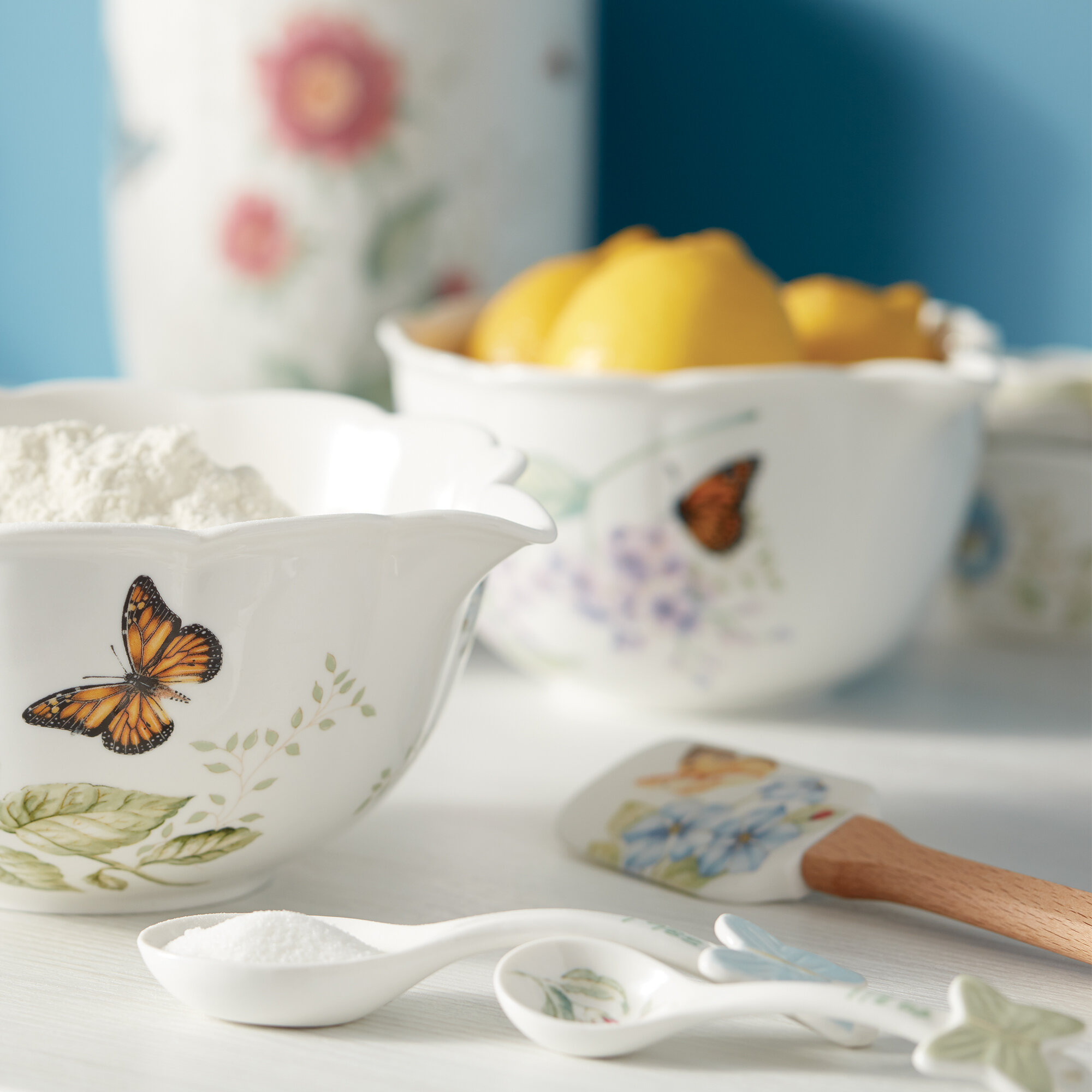 Lenox Butterfly Meadow 28 Piece Dinnerware Set Service For 4 And Reviews Wayfair Canada 4081