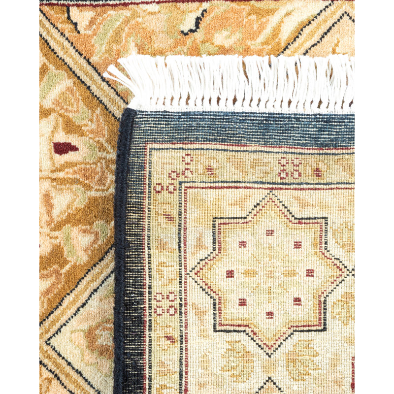 Classic One-of-a-Kind 2'8" X 4'1" Hand Knotted Area Rug