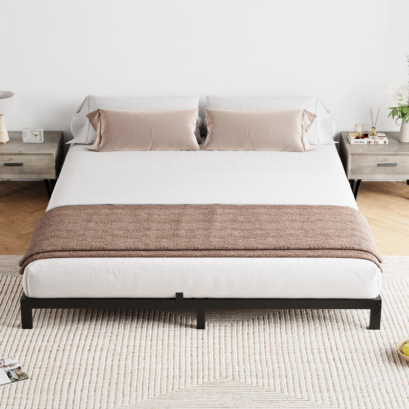Cadre de lit double 6 po sans sommier, base de lit double en métal, Grand lit