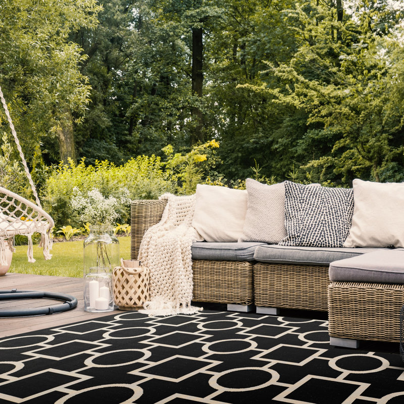 Tapis géométrique noir / beige Arneshia, Rectangle 5 pi 3 po x 7 pi 7 po