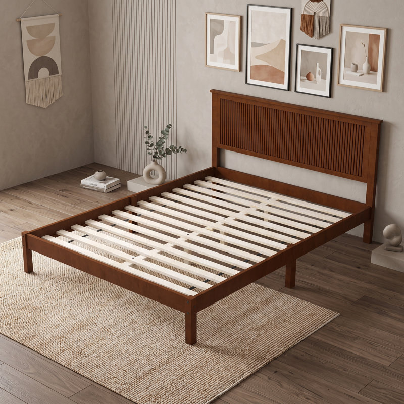 Grand lit plateforme en bois avec tête de lit, Walnut