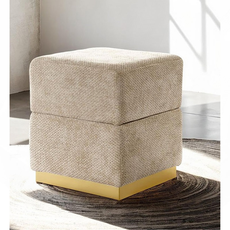 Cube Design, Gris