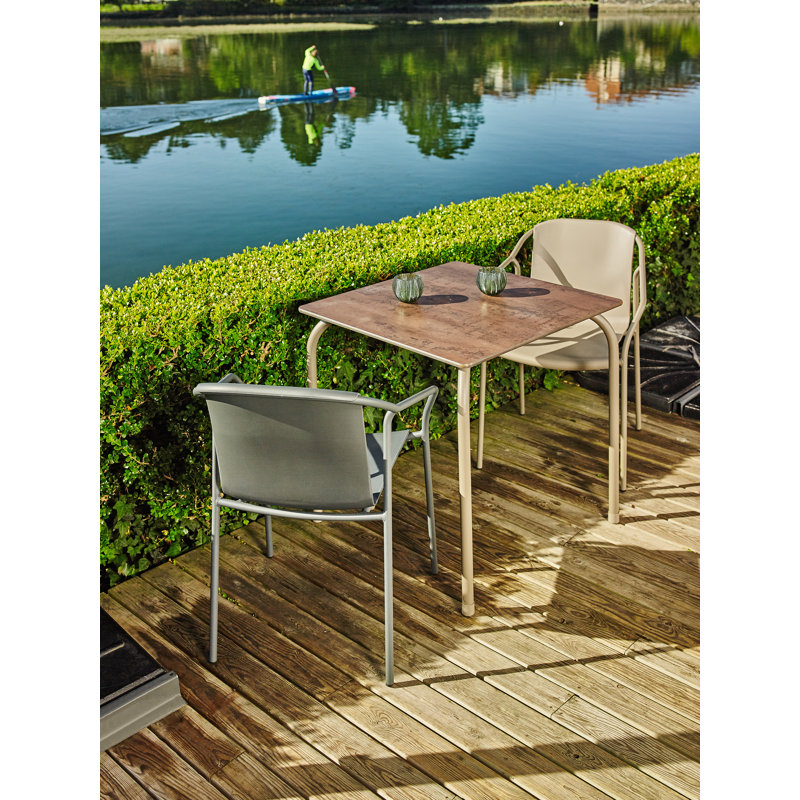 Chaise de patio empilable Aquil, Taupe