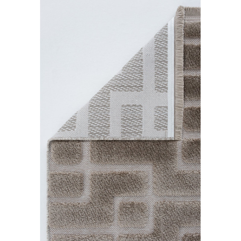 Rodner Geometric Indoor / Outdoor Area Rug, Rectangle 6'7" x 9'6"