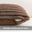 Ensemble de 2 housses de coussin en fausse fourrure de Noël 24 x 24 pouces, café foncé