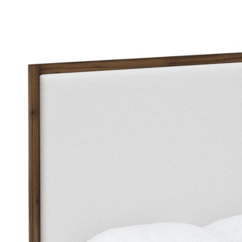 Élégant lit plateforme de style traditionnel