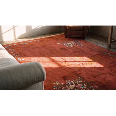 Tapis chinois à motif de bronze antique