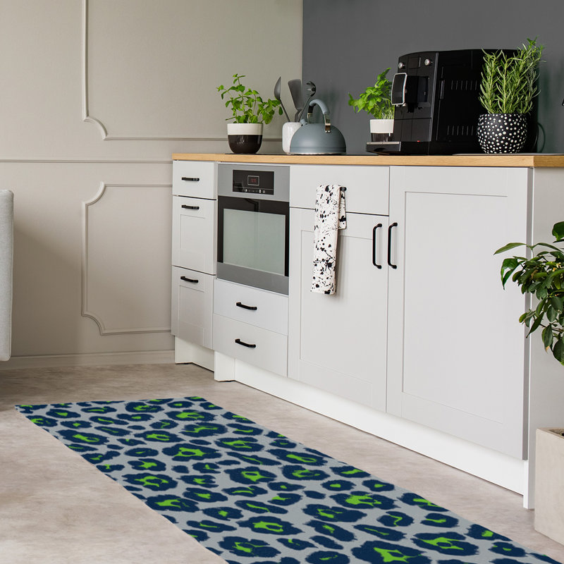 Animal Print Indoor Rug, Runner 2'6" x 8'