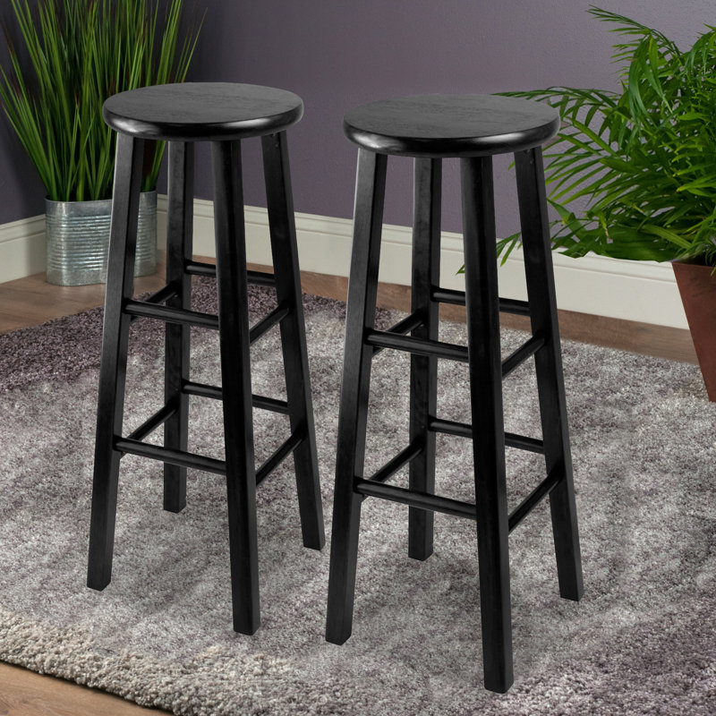 Tabouret de bar et de comptoir en bois massif Lowrie, Tabouret de bar (siège d'une hauteur de 29 po)