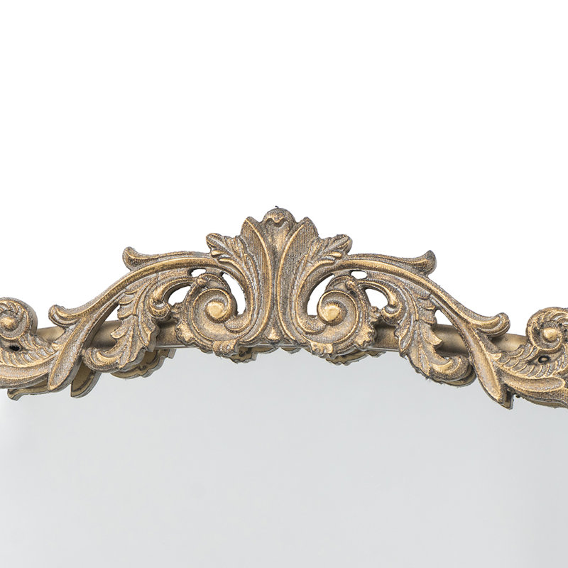 Miroir arqué pleine longueur or avec détails royaux