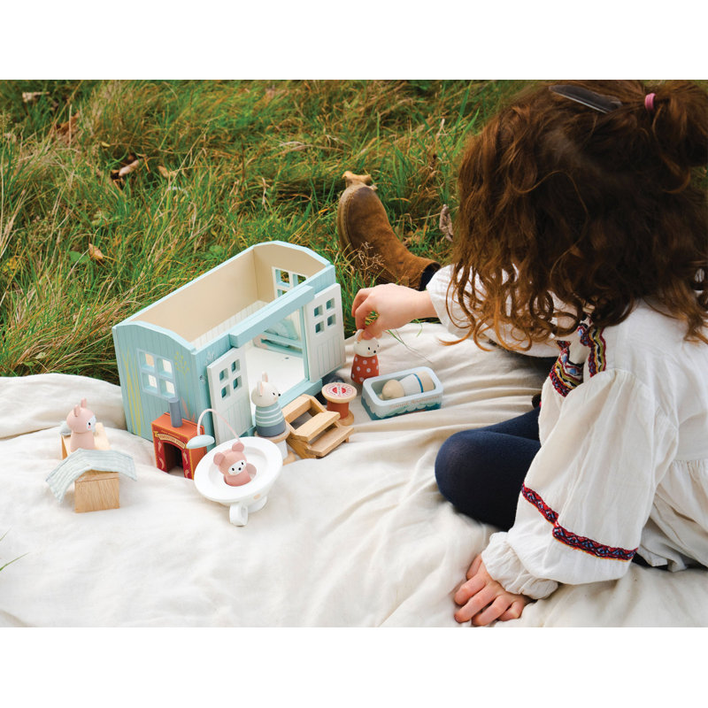 Shepherd's Hut Dollhouse
