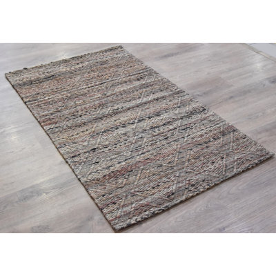 Lorine Geometric Indoor Rug