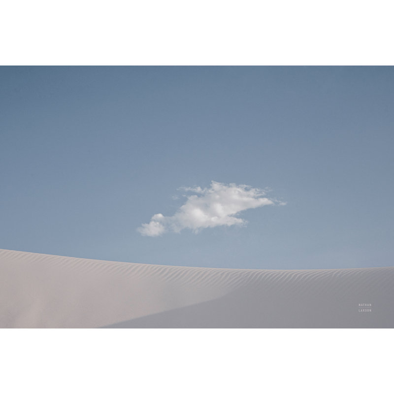«White Sands» par Nathan Larson, H 8 po x l 12 po, Oui, Imprimé à cadre argenté