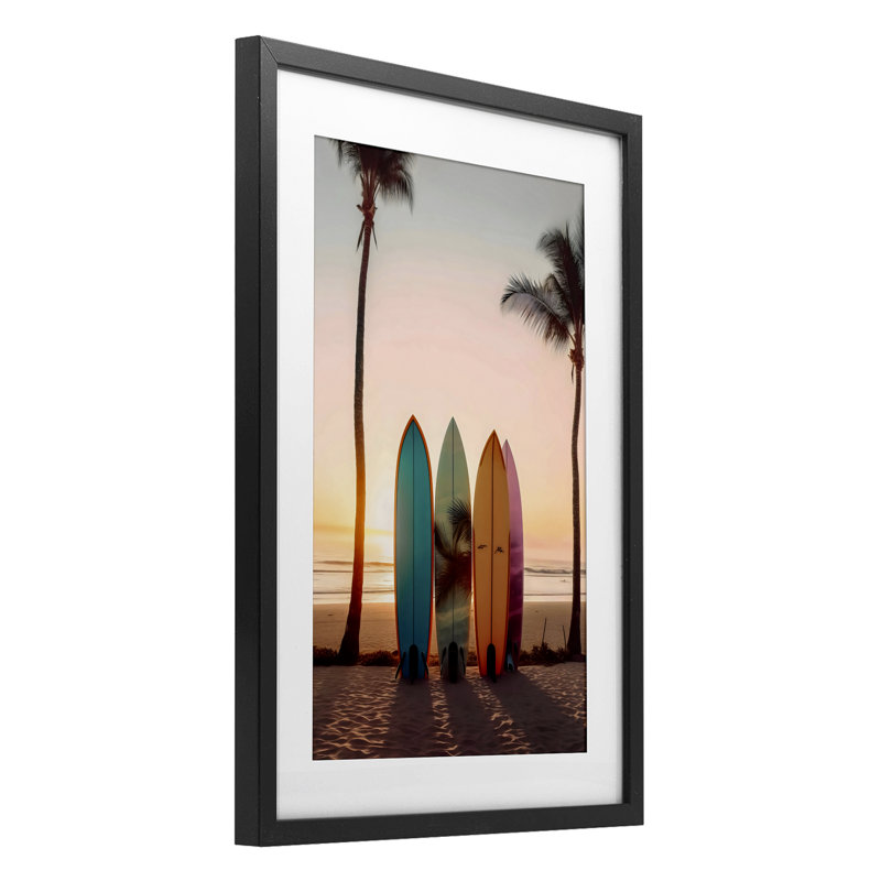 Quatre planches de surf au coucher du soleil, reproduction encadrée sous verre, design par LSR Design Studio