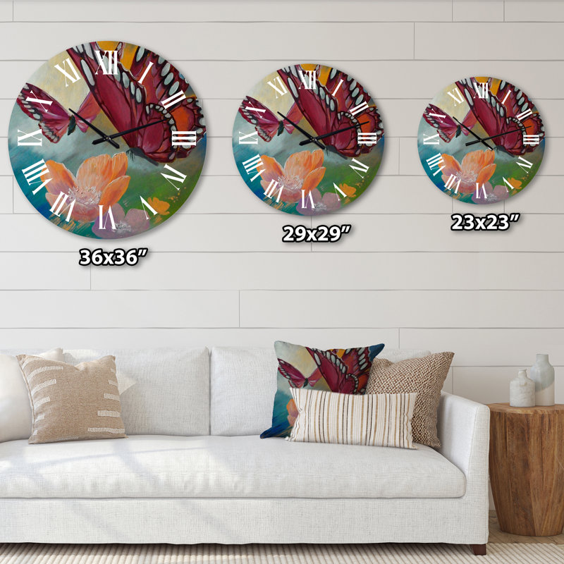 Papillon sur fleurs roses - Horloge murale traditionnelle, Moyenne