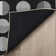 Tapis tissé à plat à motif géométrique Mid-Century noir Well Woven Apollo