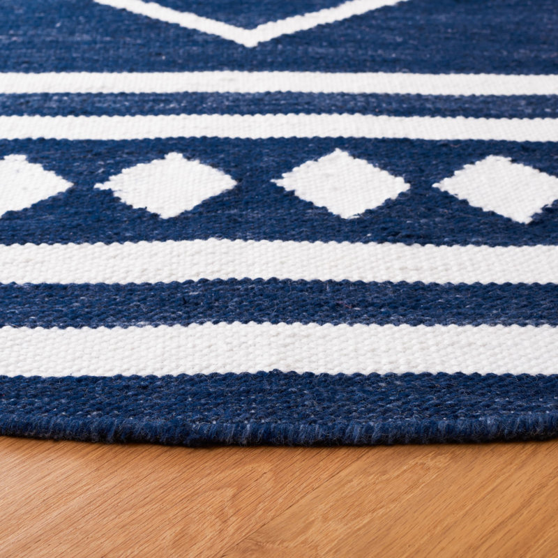 Brightynn Flat Weave Polpropylene Southwestern Rug, Round 7'