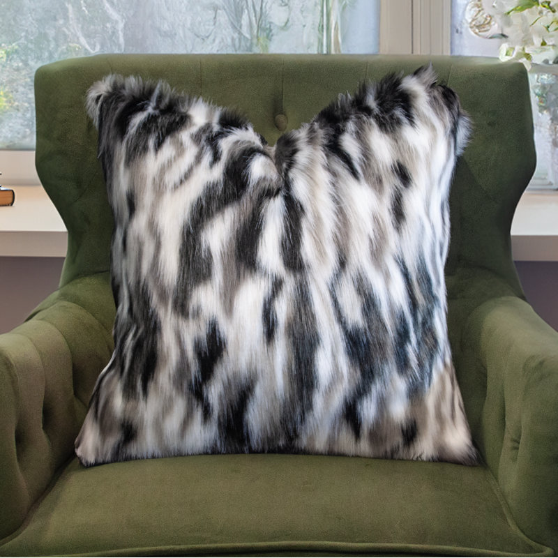 Ensemble de coussins décoratifs en fausse fourrure Thomas Collection® Luxury, Square 20"