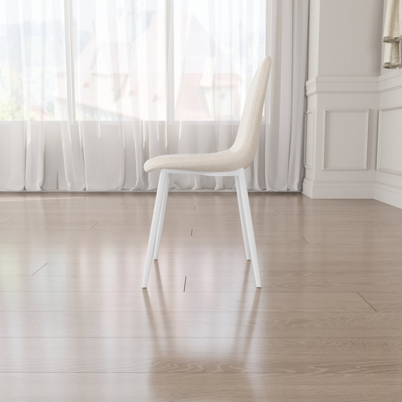 Chaises de salle à manger recouvertes de lin beige de 4, avec des pieds en métal blanc solide pour un rembourrage stable de 4 pièces et un espace confortable