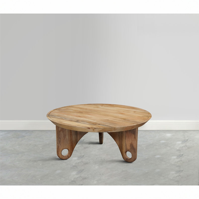 Jaidence Coffee table with grooved edges