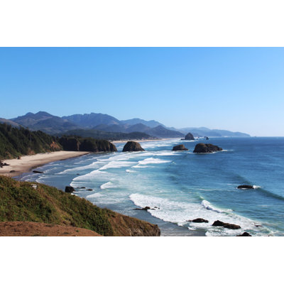 " Cannon Beach " by Jenmstrong