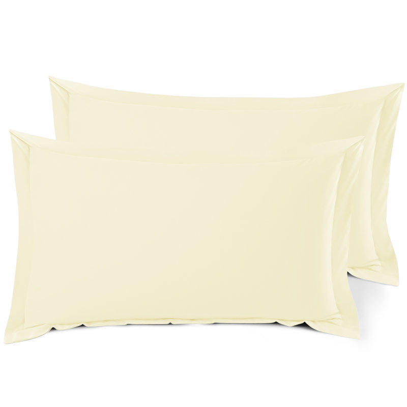 Taie décorative 100% polyester , Jaune vanille, 20 po x 26 po