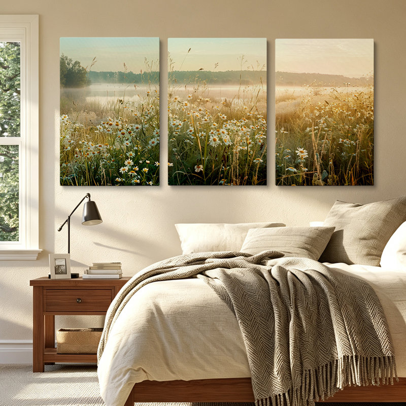 Tableau abstrait moderne « Prairie de marguerites sauvages » en 3 toiles, 40,6 cm (H) x 91,4 cm (L) - Salon, 16" H x 36" W
